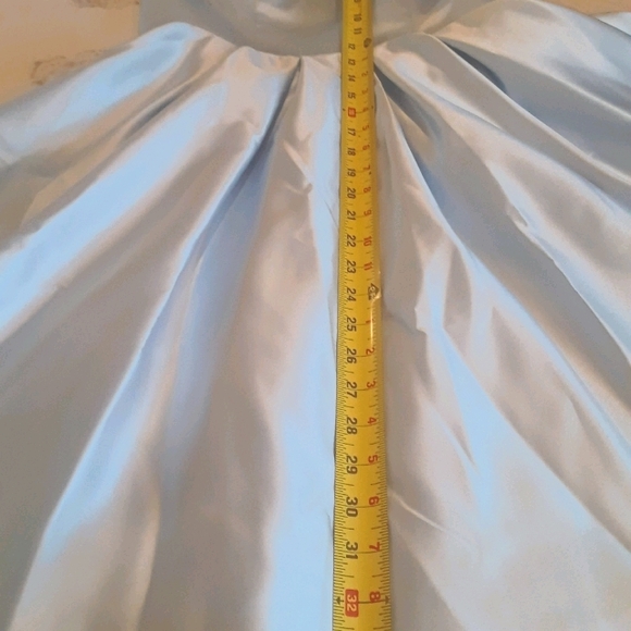 DRESS😍😍😍 - Picture 4 of 6